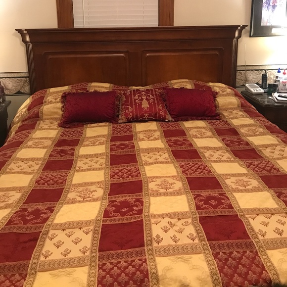 COPY - Croscill Classic comforter set - Picture 7 of 7